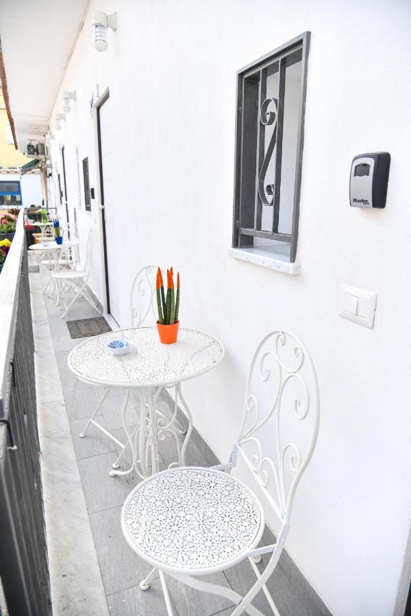 Bed and Breakfast Casa Carolina Isquia Exterior foto